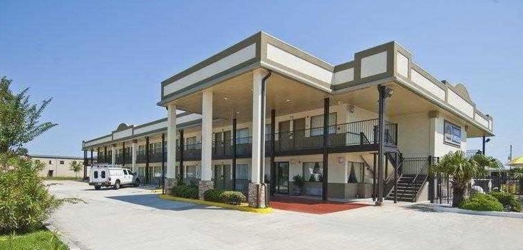 Days Inn By Wyndham Gonzales Kültér fotó